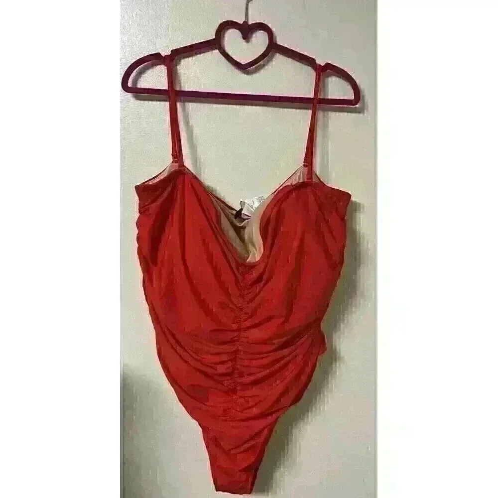 J Crew Red Ruched sweetheart one-piece Removable Straps & Padding Size 24